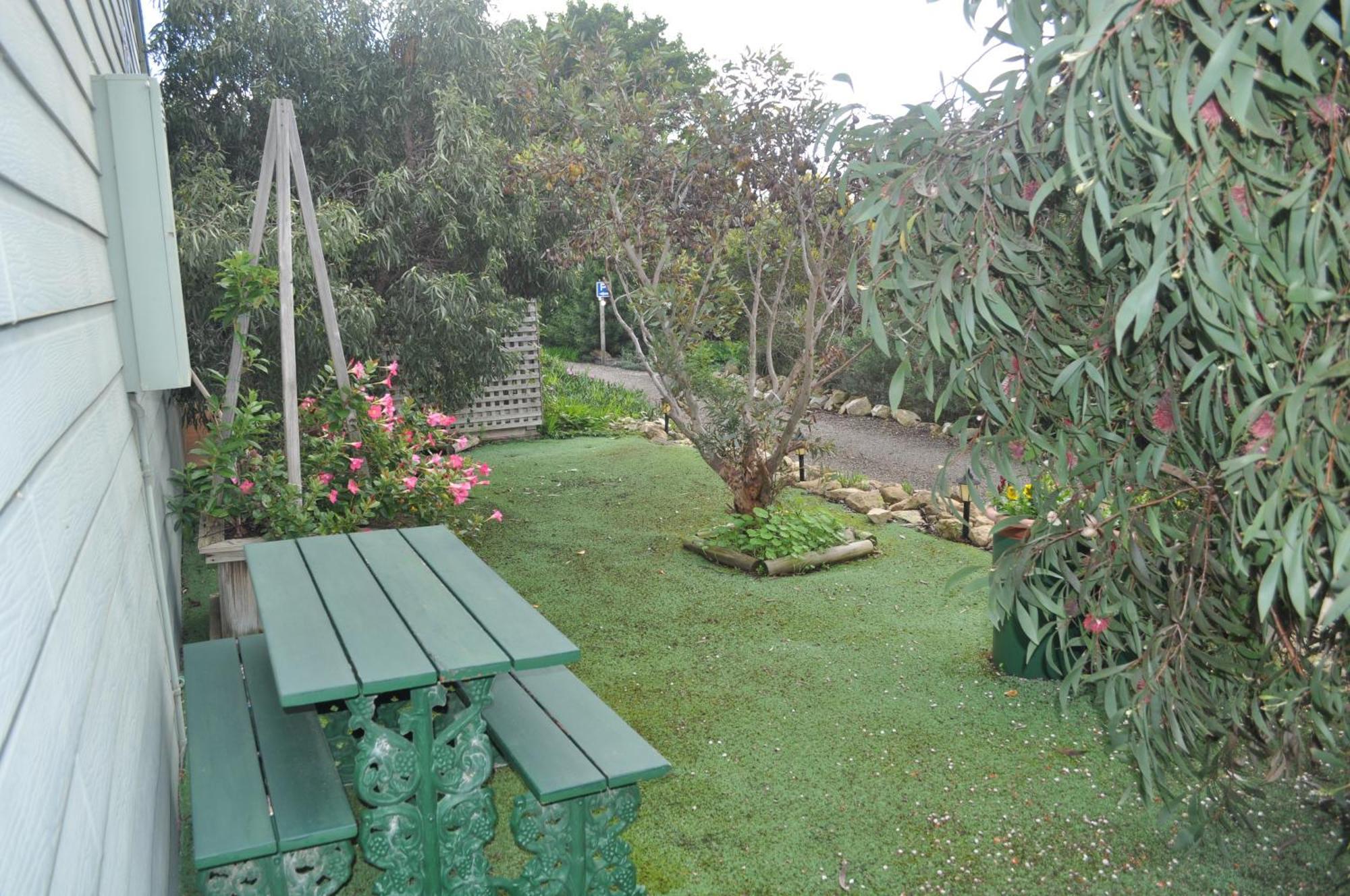 The Fig Tree B&B Baudin Beach Екстериор снимка