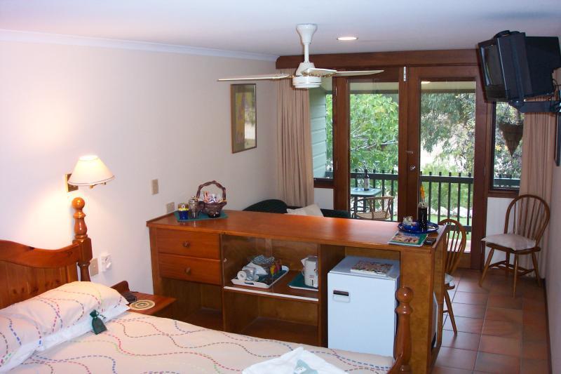 The Fig Tree B&B Baudin Beach Екстериор снимка